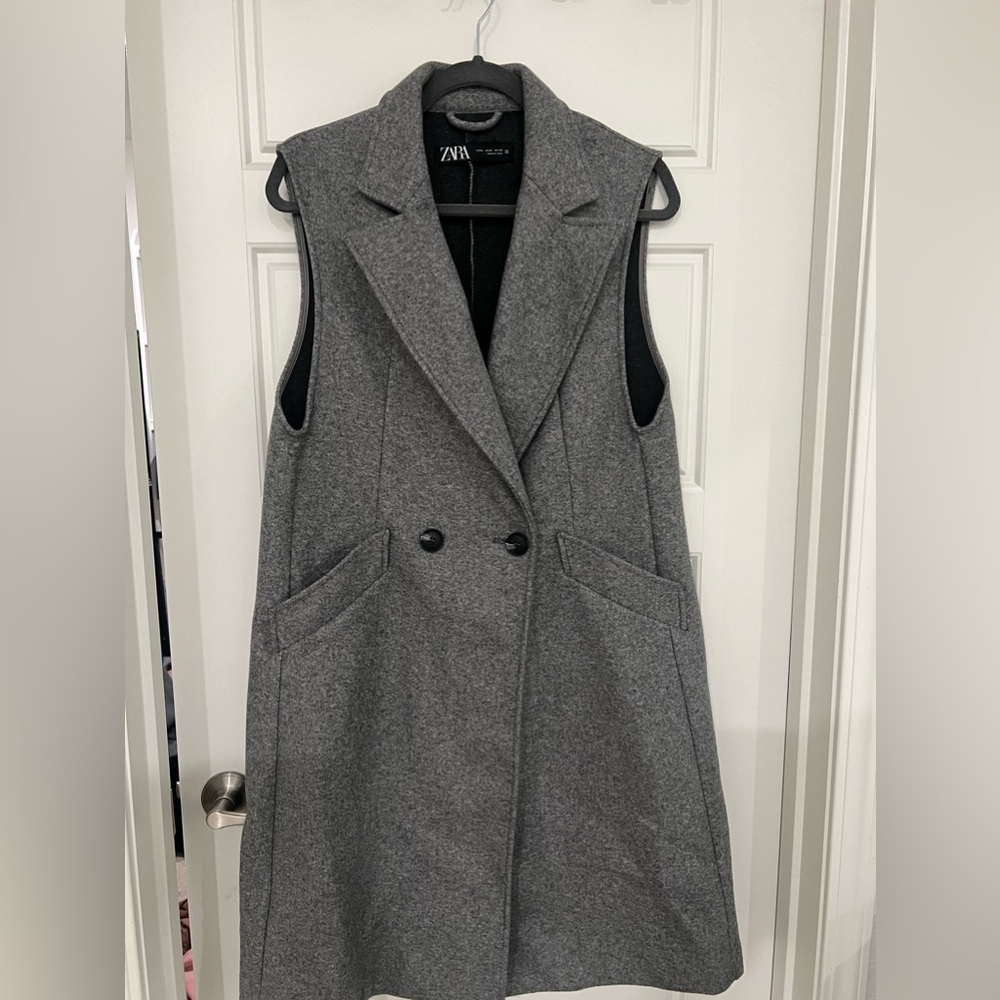 ZARA Sleeveless Longline Blazer